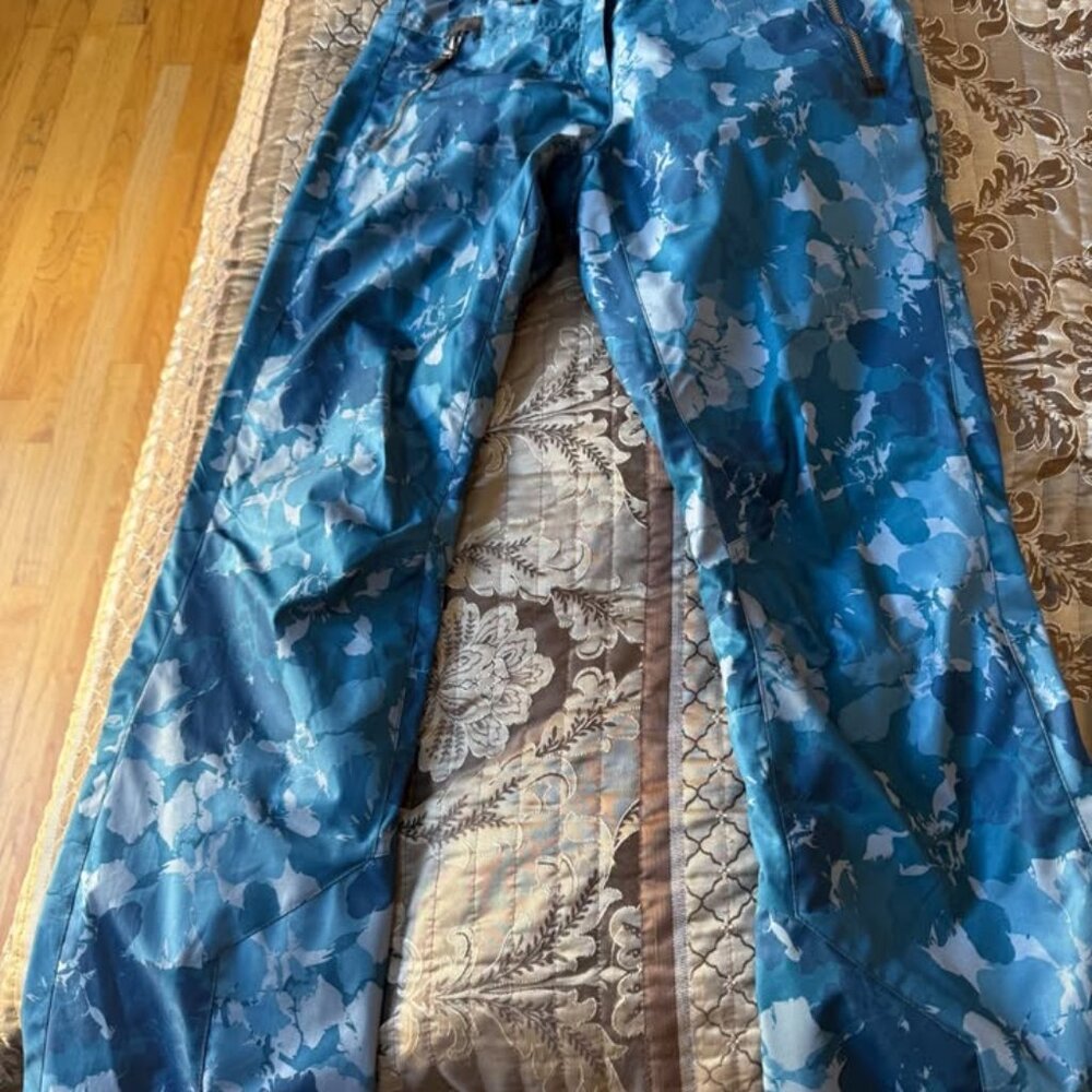 Obermeyer ladies snow pants, size 8
